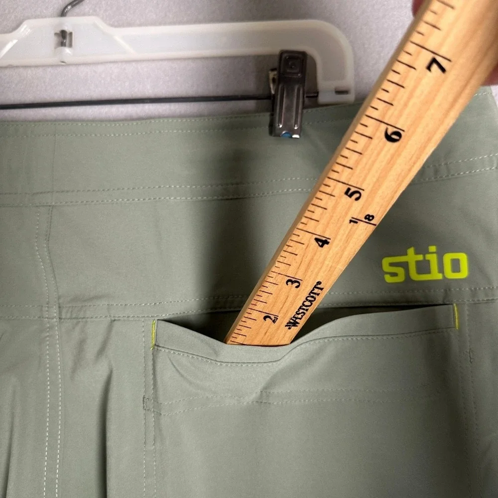STIO Pants Mens Sz 38 Short Green CFS Board Stretch Lightweight Softshell Hiking